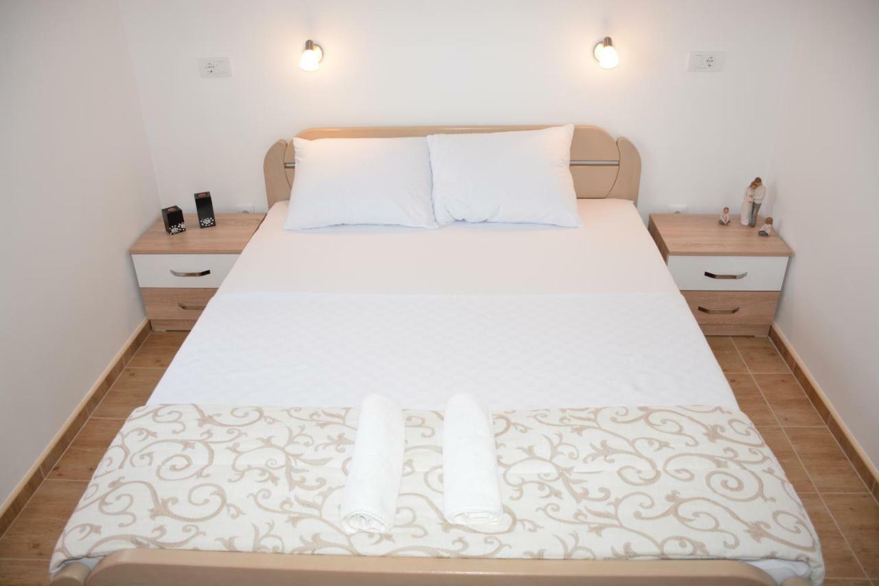 Apartmani Gaga Teodo Esterno foto
