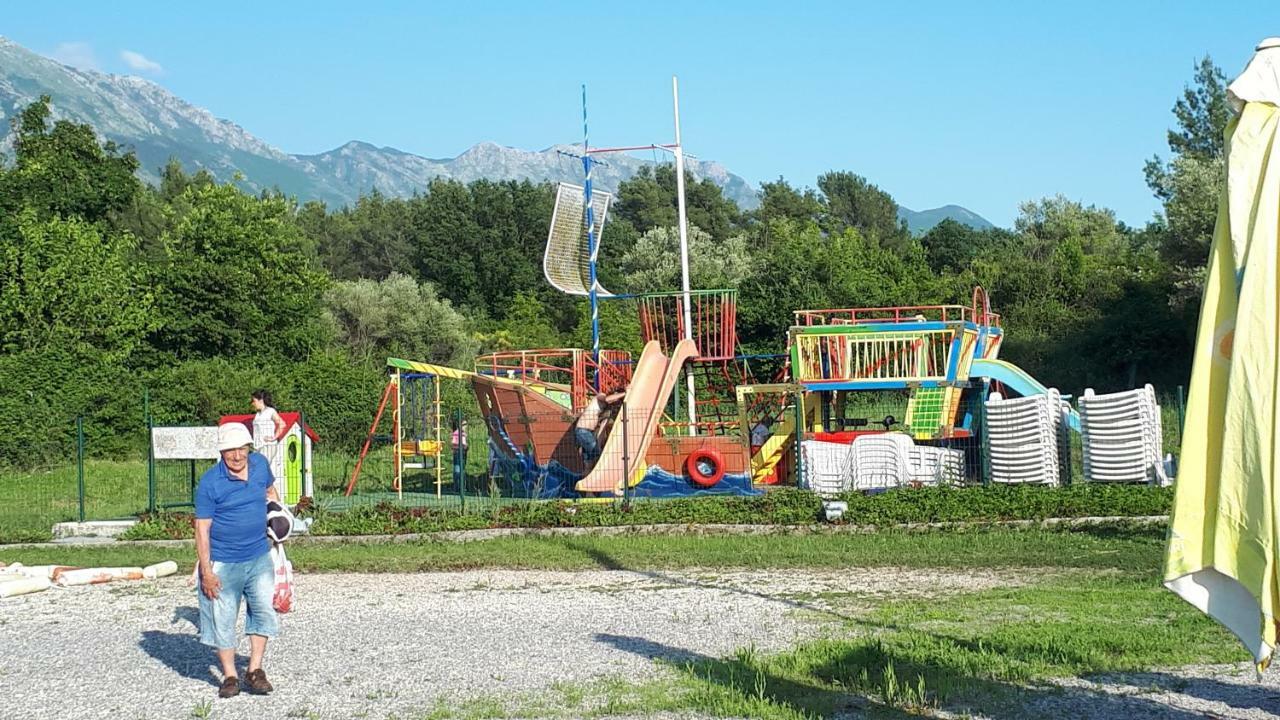 Apartmani Gaga Teodo Esterno foto