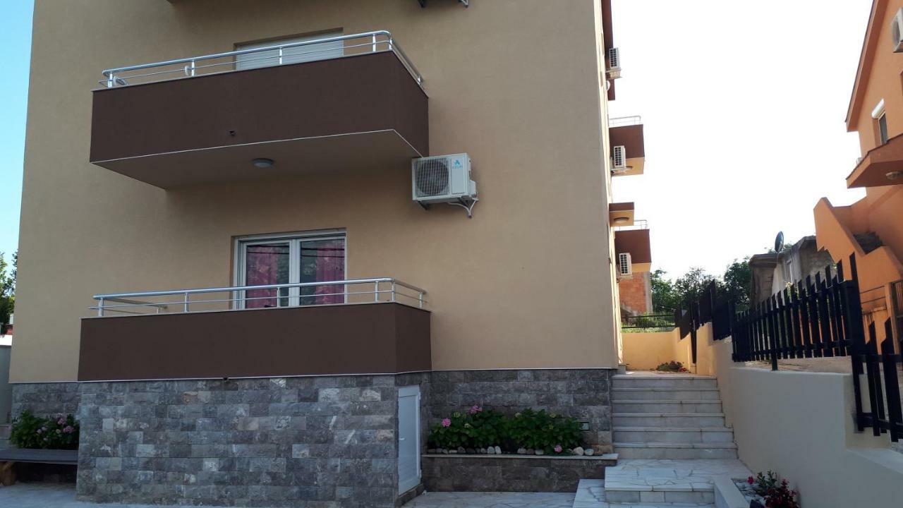 Apartmani Gaga Teodo Esterno foto