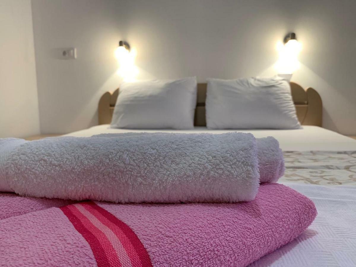 Apartmani Gaga Teodo Esterno foto